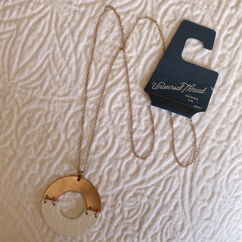 Universal Thread Necklaces - Picture 3 of 3